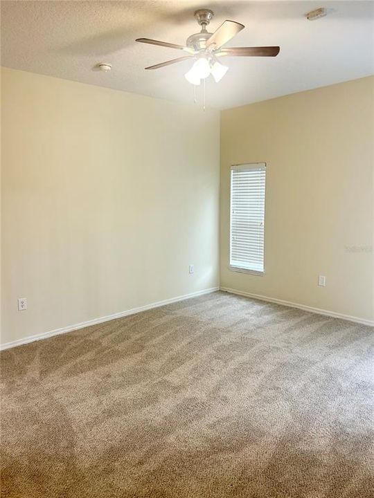 For Sale: $379,900 (3 beds, 2 baths, 1596 Square Feet)