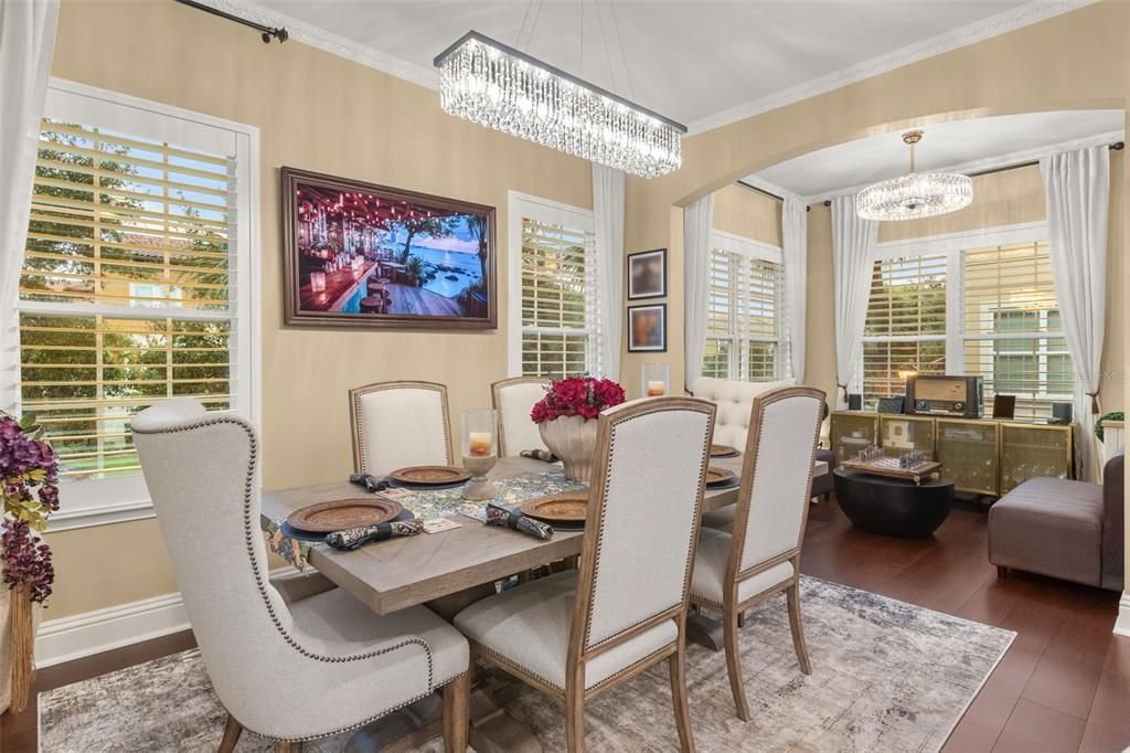For Sale: $545,000 (4 beds, 3 baths, 2499 Square Feet)