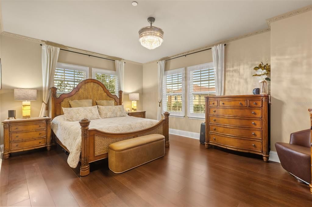 For Sale: $545,000 (4 beds, 3 baths, 2499 Square Feet)