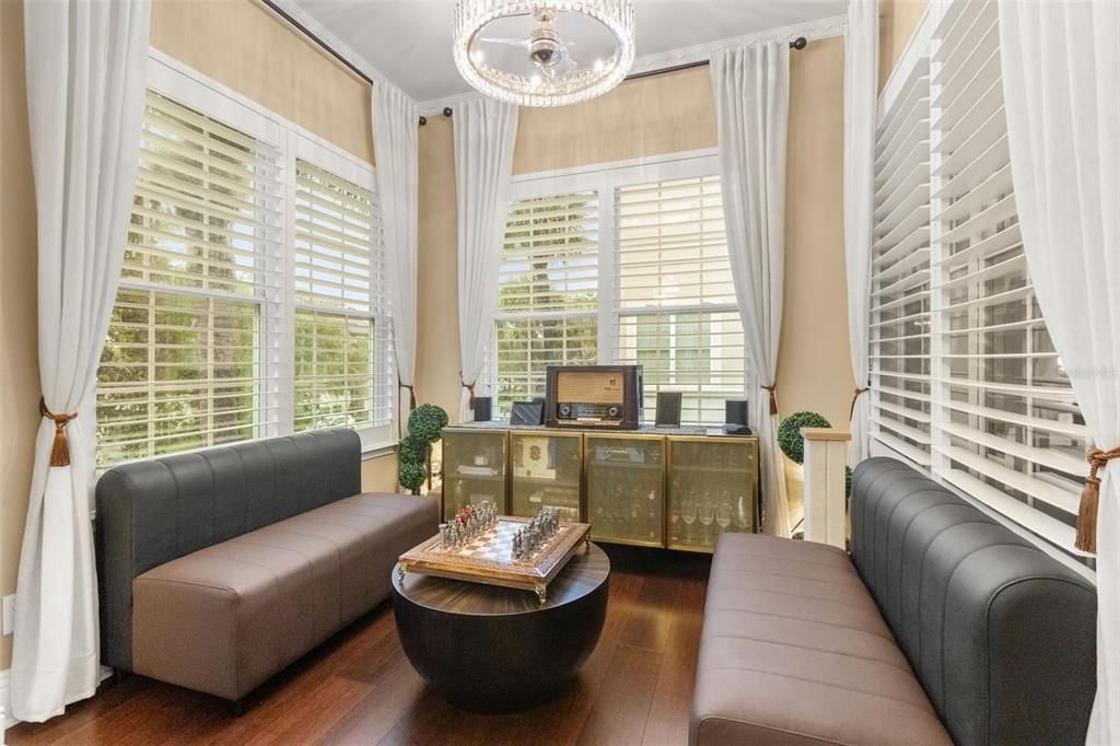 For Sale: $545,000 (4 beds, 3 baths, 2499 Square Feet)