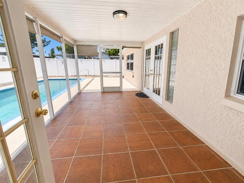 En Venta: $275,900 (3 camas, 2 baños, 1442 Pies cuadrados)
