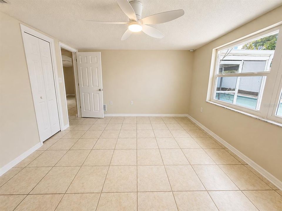 En Venta: $275,900 (3 camas, 2 baños, 1442 Pies cuadrados)