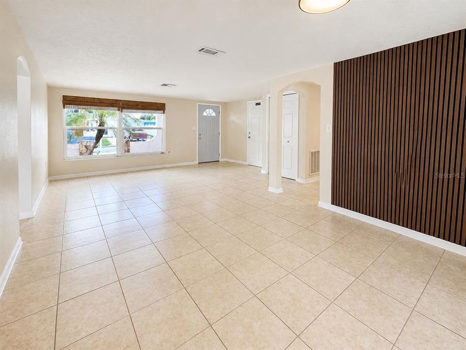 En Venta: $275,900 (3 camas, 2 baños, 1442 Pies cuadrados)
