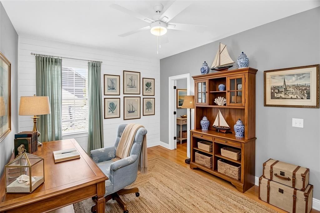 For Sale: $679,000 (4 beds, 3 baths, 2592 Square Feet)