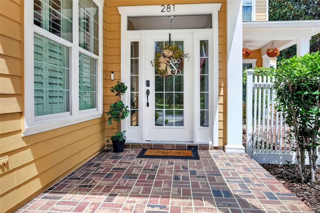 For Sale: $679,000 (4 beds, 3 baths, 2592 Square Feet)