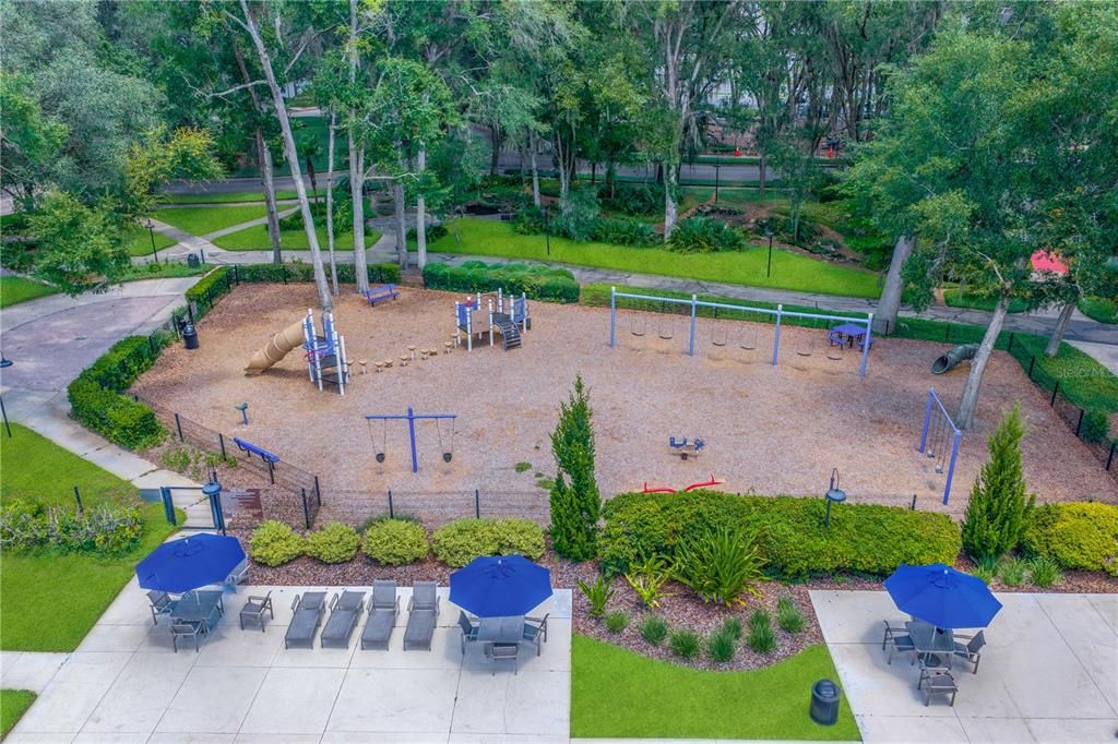 For Sale: $679,000 (4 beds, 3 baths, 2592 Square Feet)