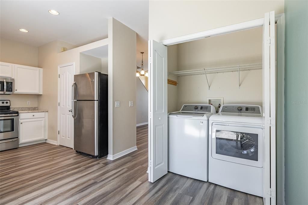For Sale: $299,000 (3 beds, 2 baths, 1232 Square Feet)