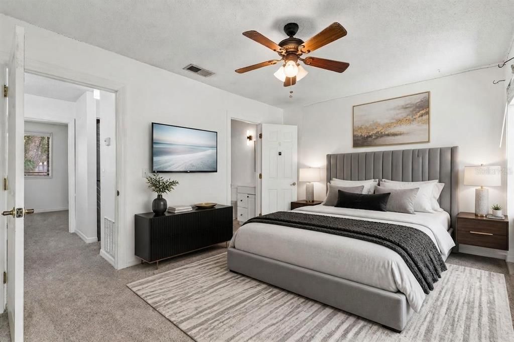 For Sale: $179,900 (2 beds, 1 baths, 1080 Square Feet)