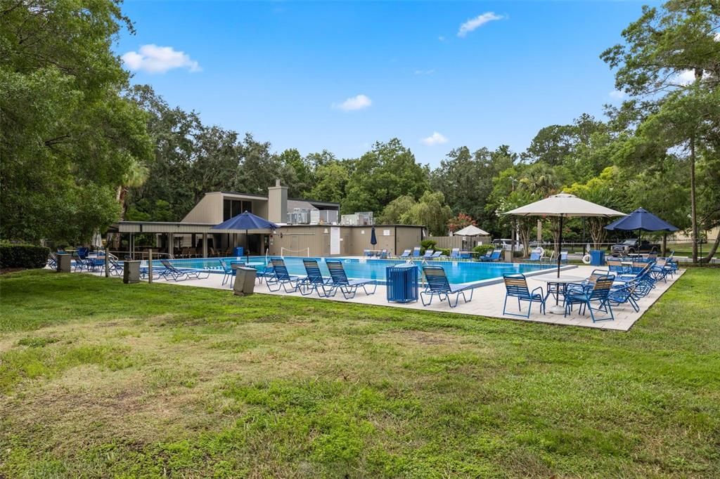 For Sale: $179,900 (2 beds, 1 baths, 1080 Square Feet)