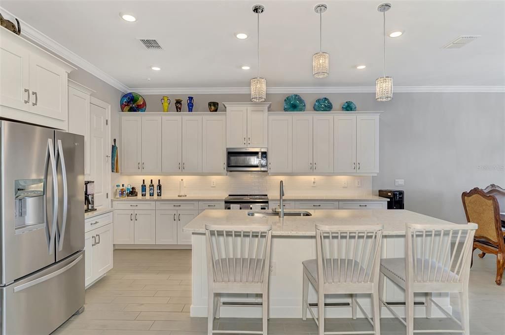 For Sale: $968,400 (3 beds, 3 baths, 2611 Square Feet)