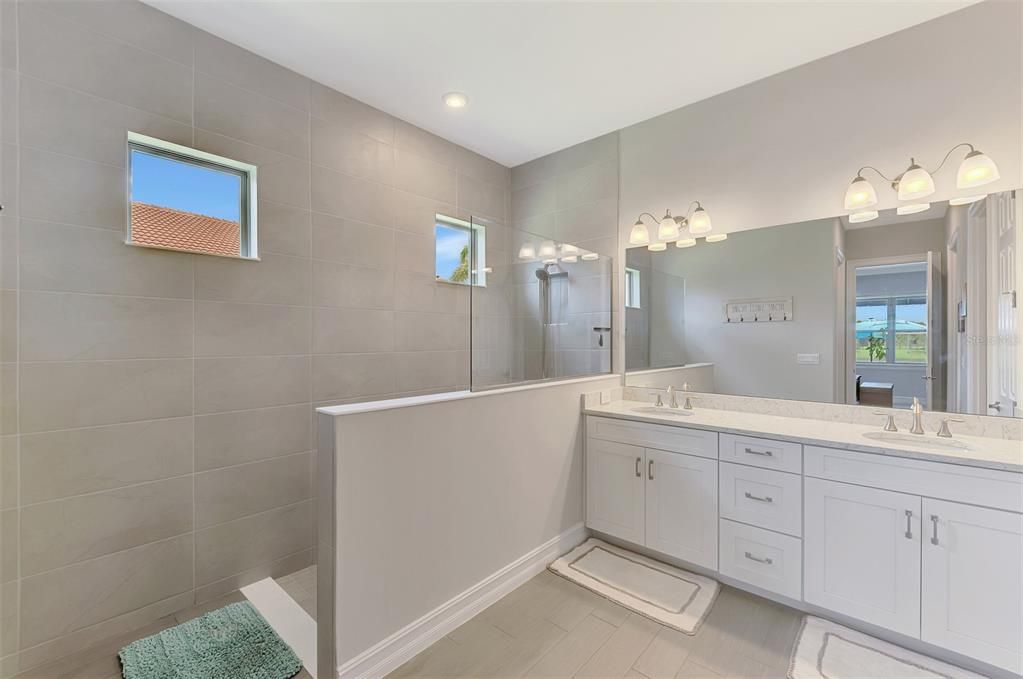 For Sale: $968,400 (3 beds, 3 baths, 2611 Square Feet)