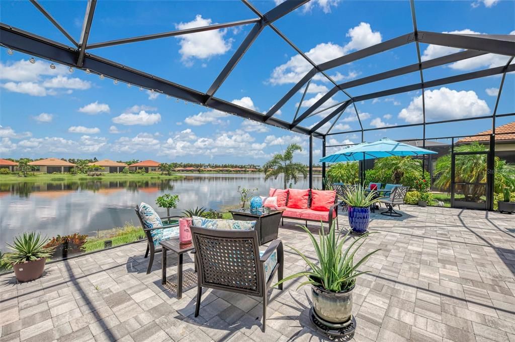 For Sale: $968,400 (3 beds, 3 baths, 2611 Square Feet)