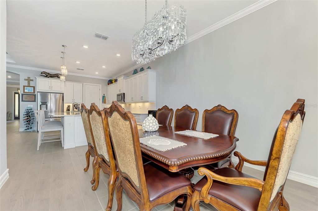 For Sale: $968,400 (3 beds, 3 baths, 2611 Square Feet)