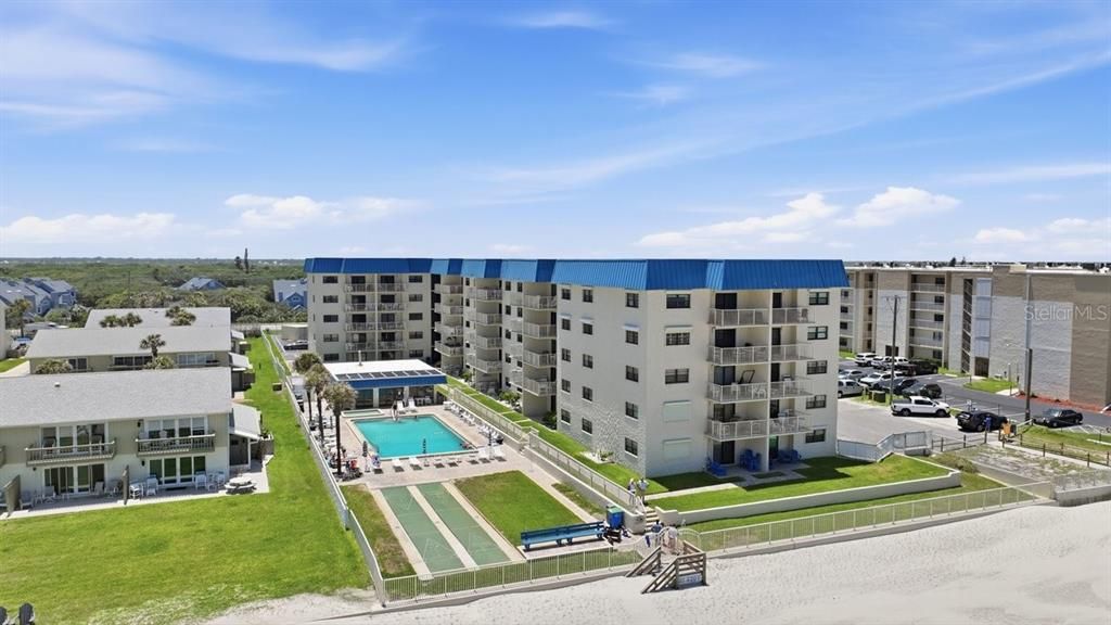 For Sale: $449,999 (2 beds, 2 baths, 1015 Square Feet)