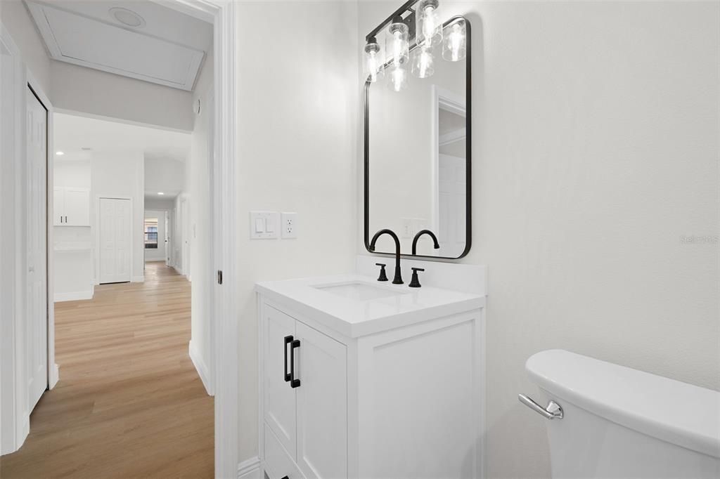 For Sale: $499,999 (4 beds, 2 baths, 1770 Square Feet)