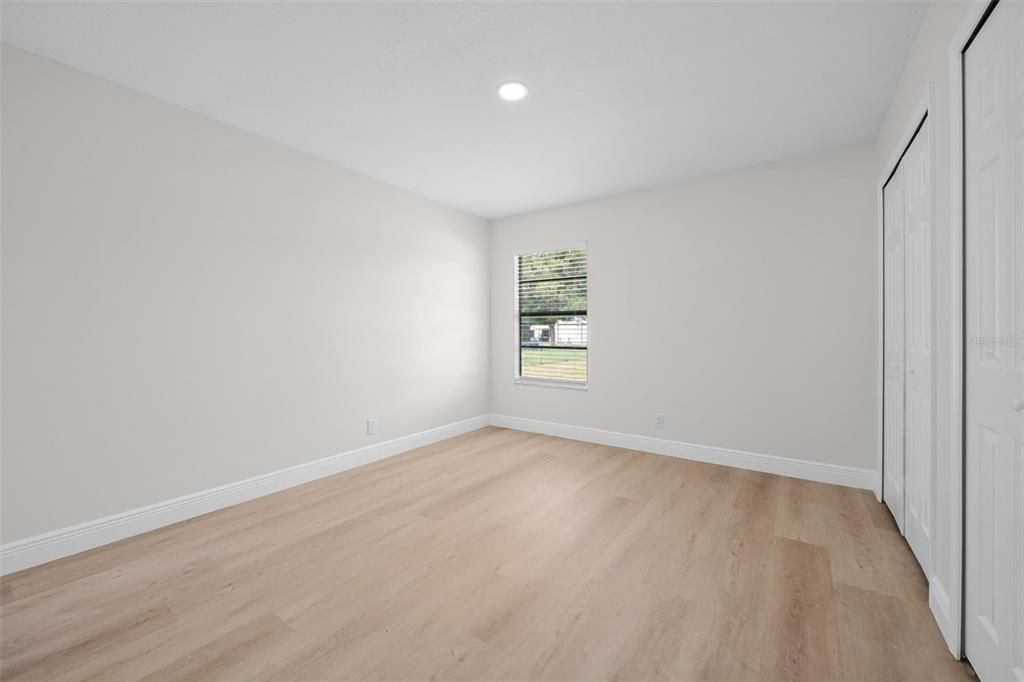 For Sale: $499,999 (4 beds, 2 baths, 1770 Square Feet)