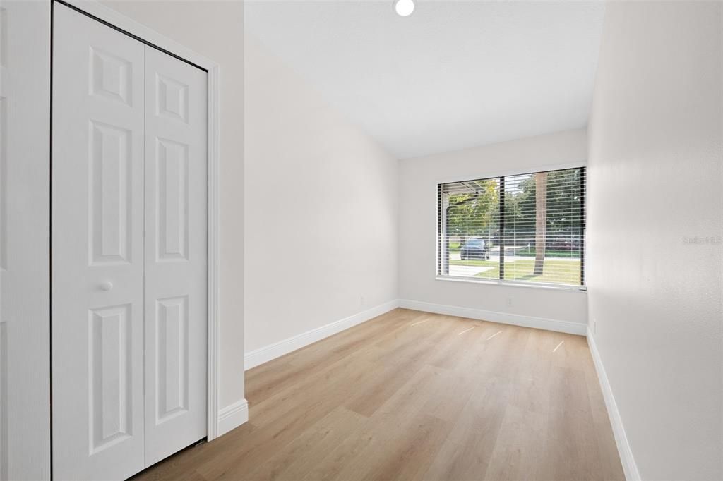 For Sale: $499,999 (4 beds, 2 baths, 1770 Square Feet)