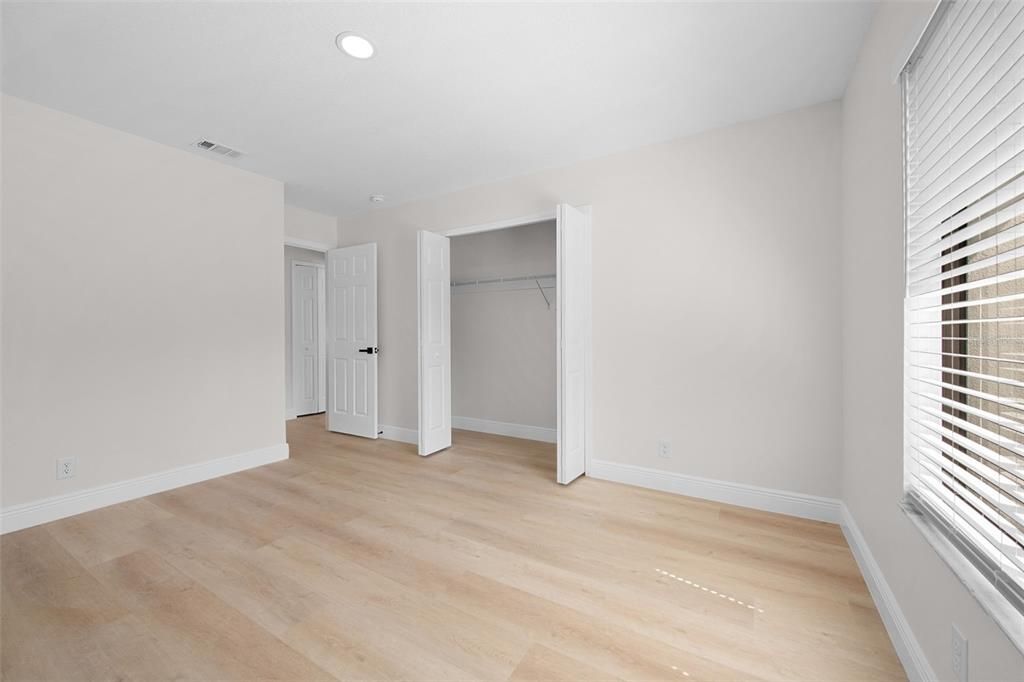For Sale: $499,999 (4 beds, 2 baths, 1770 Square Feet)