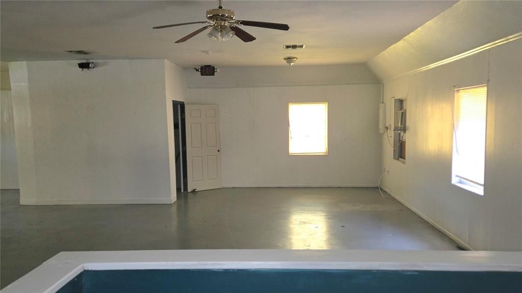 For Sale: $925,000 (0 beds, 0 baths, 3990 Square Feet)