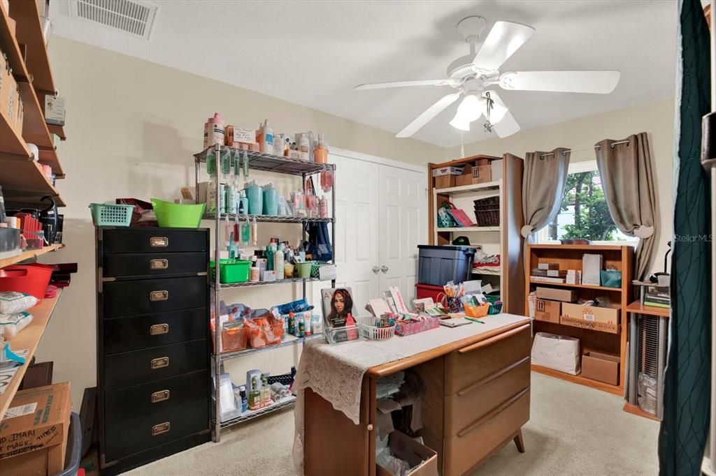 For Sale: $413,000 (4 beds, 2 baths, 2546 Square Feet)