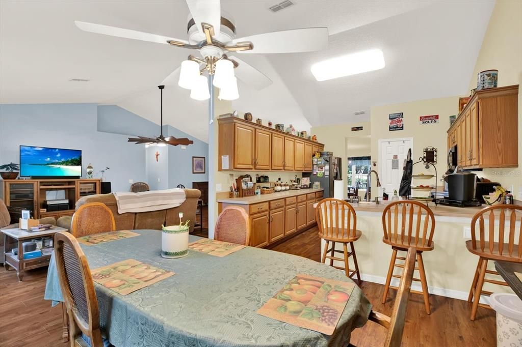 For Sale: $413,000 (4 beds, 2 baths, 2546 Square Feet)