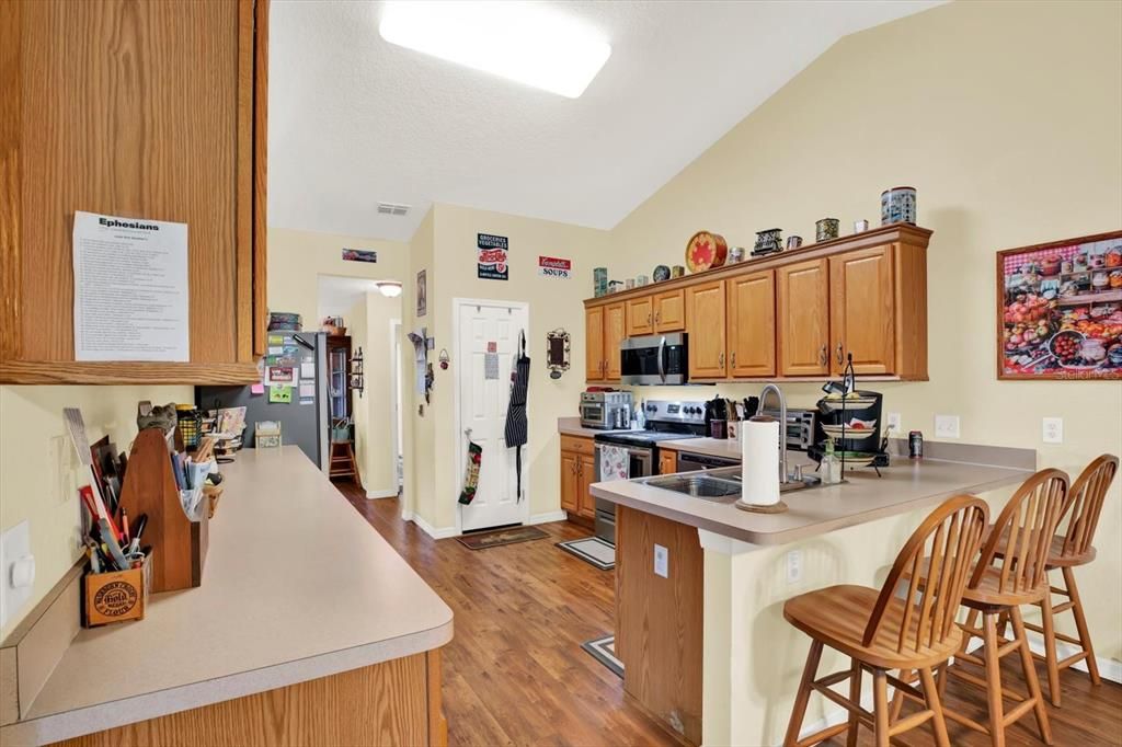 For Sale: $413,000 (4 beds, 2 baths, 2546 Square Feet)