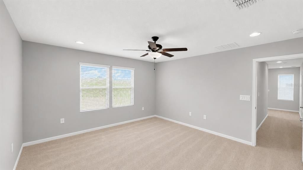 For Rent: $2,300 (4 beds, 2 baths, 2056 Square Feet)