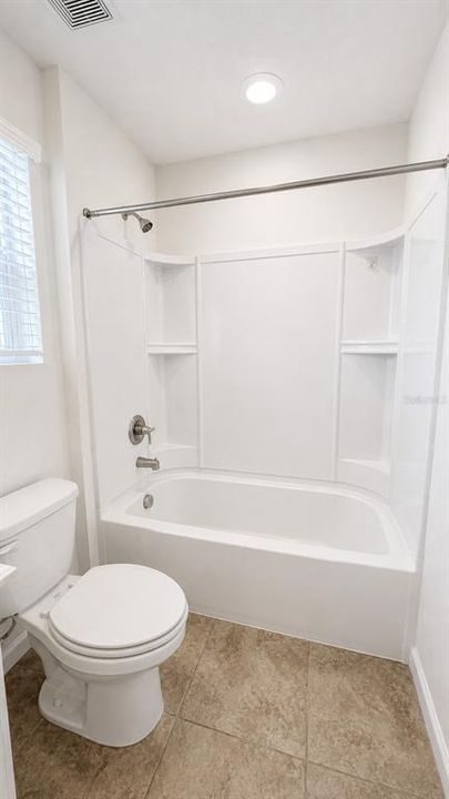 For Rent: $2,300 (4 beds, 2 baths, 2056 Square Feet)