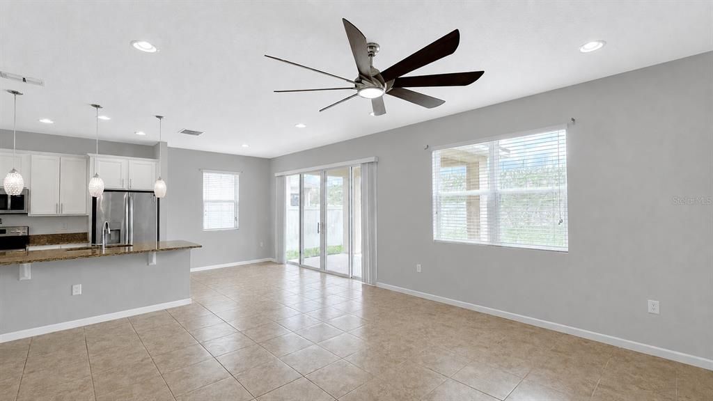 For Rent: $2,300 (4 beds, 2 baths, 2056 Square Feet)