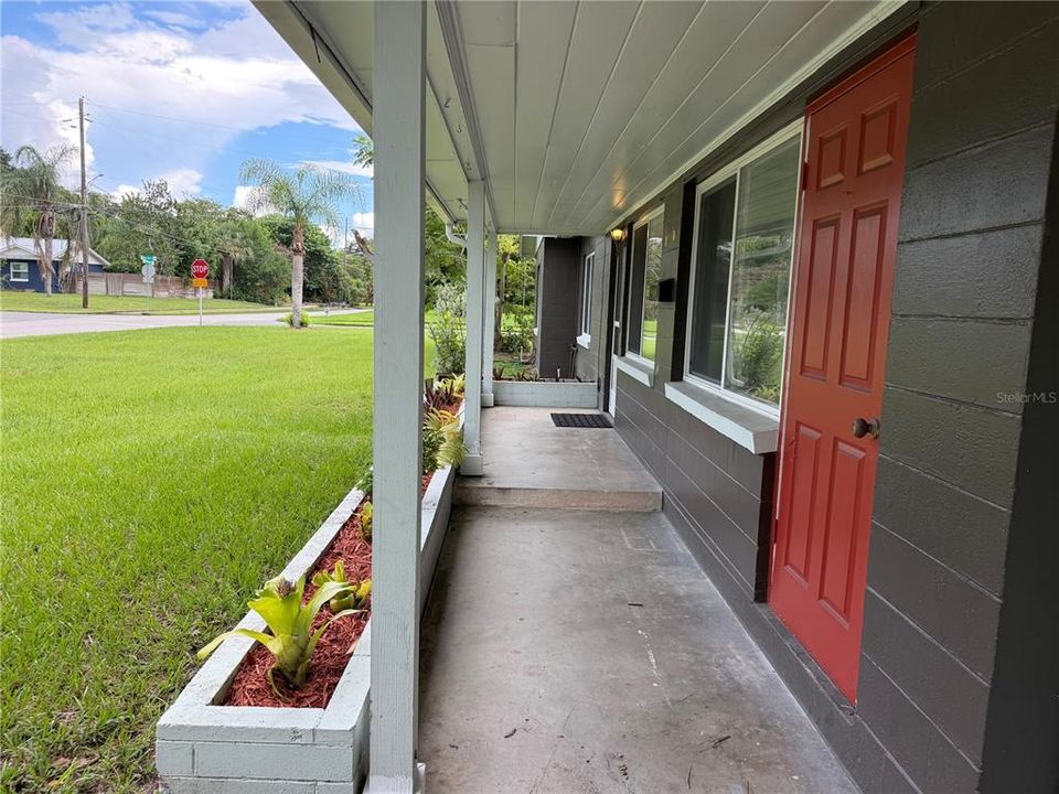 For Rent: $2,295 (3 beds, 1 baths, 1321 Square Feet)