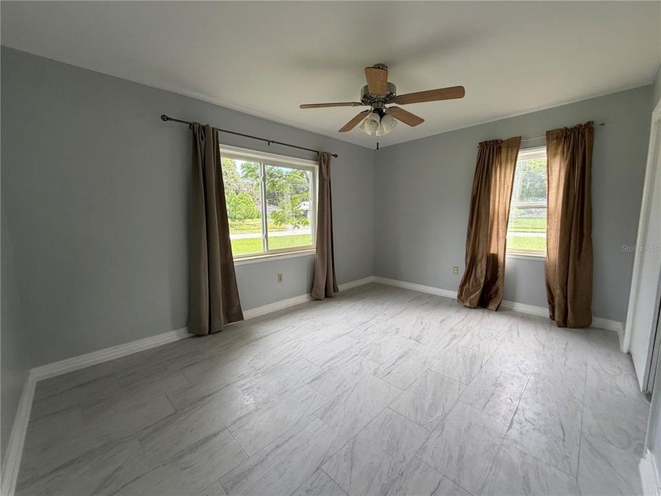 For Rent: $2,295 (3 beds, 1 baths, 1321 Square Feet)