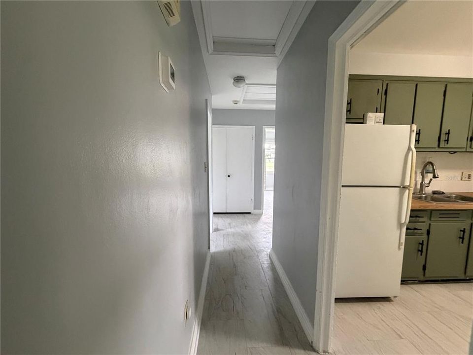 For Rent: $2,295 (3 beds, 1 baths, 1321 Square Feet)