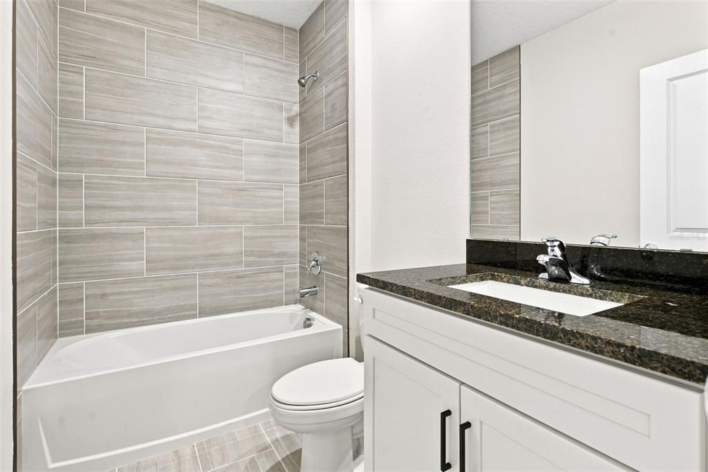 For Sale: $389,000 (3 beds, 2 baths, 1870 Square Feet)