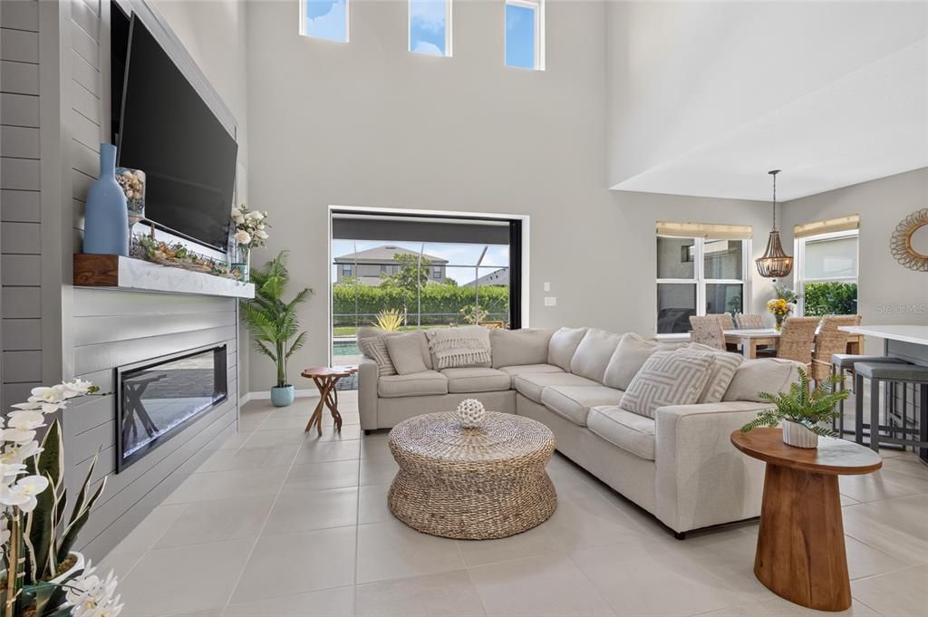For Sale: $769,000 (4 beds, 3 baths, 2653 Square Feet)