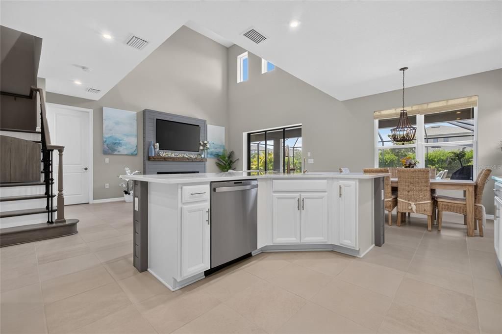 For Sale: $769,000 (4 beds, 3 baths, 2653 Square Feet)