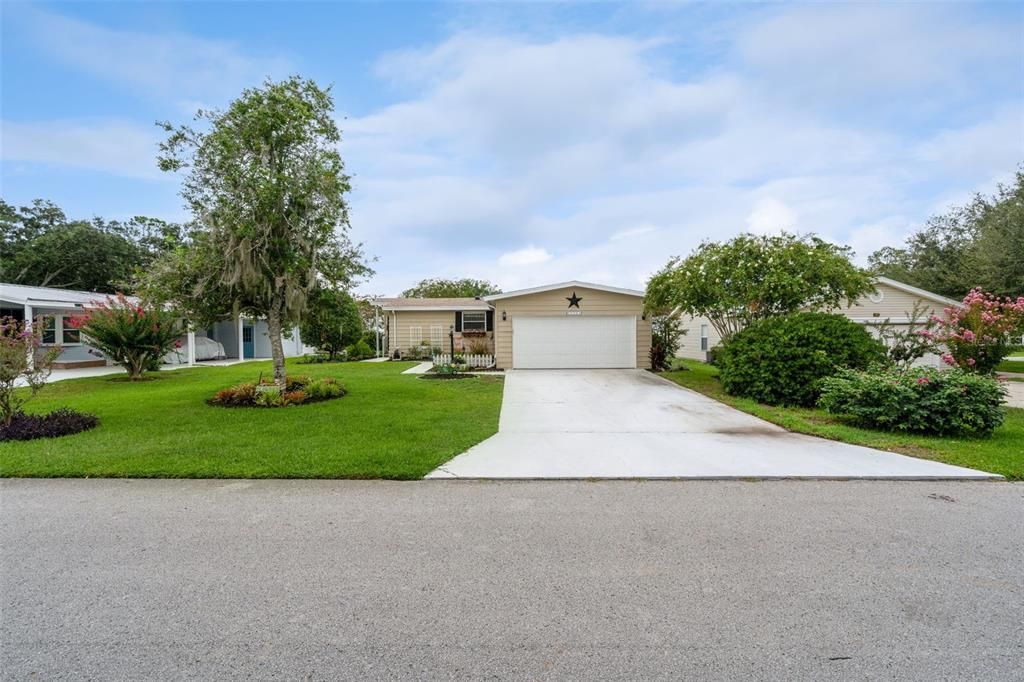 For Sale: $169,900 (2 beds, 2 baths, 1173 Square Feet)