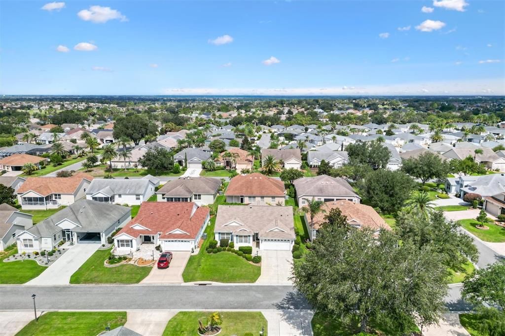 For Sale: $400,000 (3 beds, 2 baths, 1644 Square Feet)