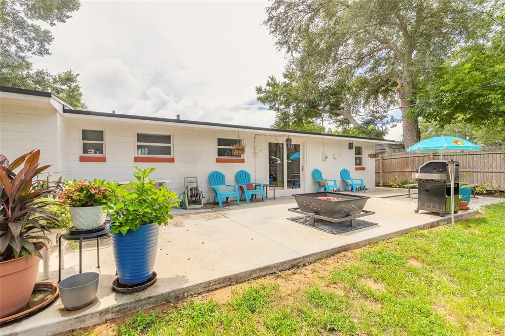 For Sale: $245,000 (3 beds, 1 baths, 1002 Square Feet)