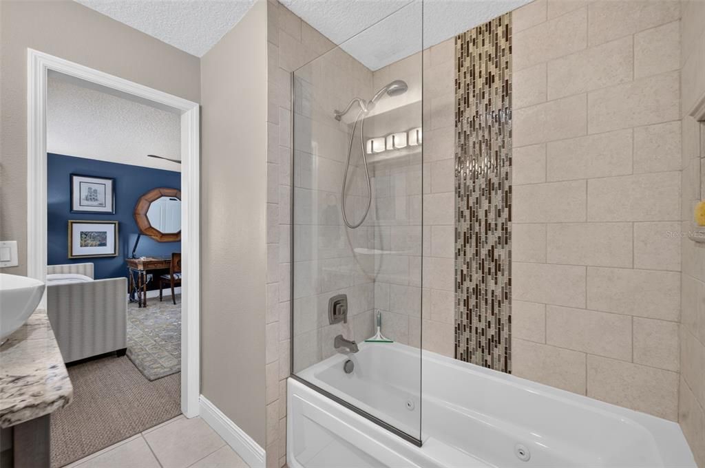 For Sale: $575,000 (2 beds, 2 baths, 1704 Square Feet)