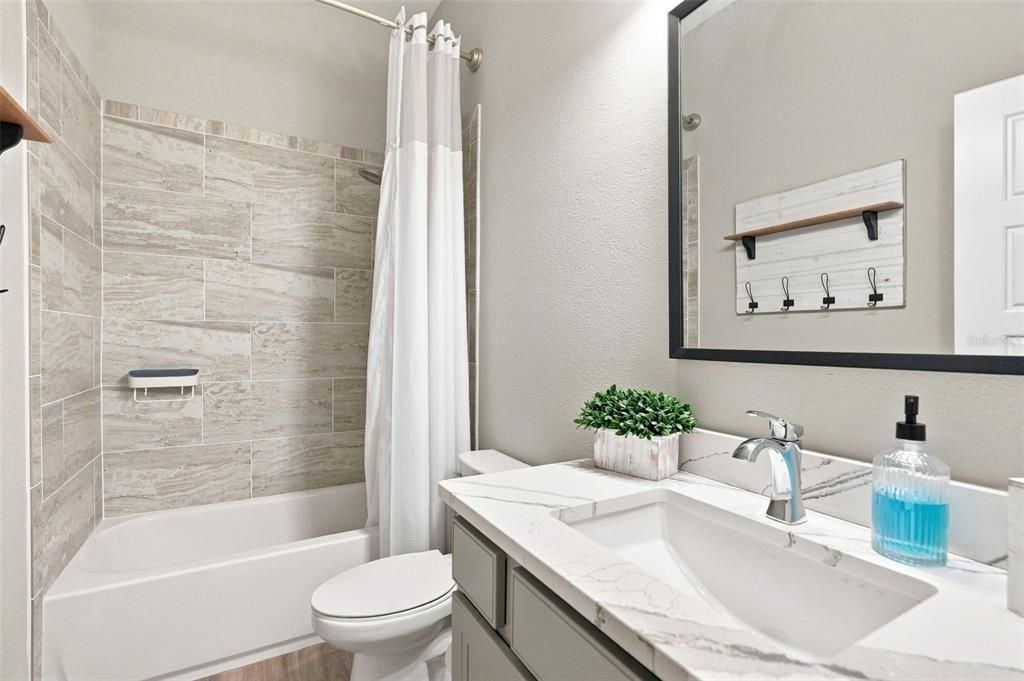 For Sale: $1,100,000 (5 beds, 4 baths, 3939 Square Feet)