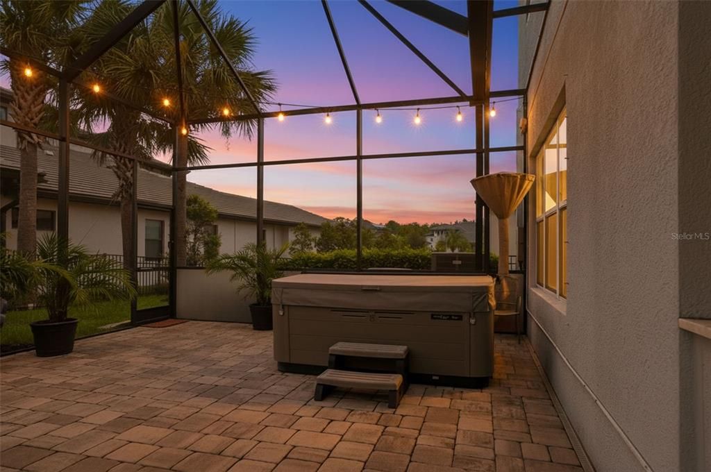 For Sale: $1,100,000 (5 beds, 4 baths, 3939 Square Feet)