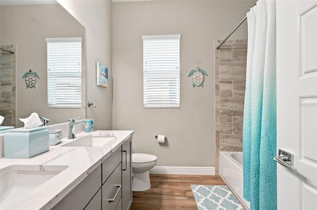 For Sale: $1,100,000 (5 beds, 4 baths, 3939 Square Feet)