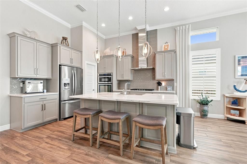 For Sale: $1,100,000 (5 beds, 4 baths, 3939 Square Feet)