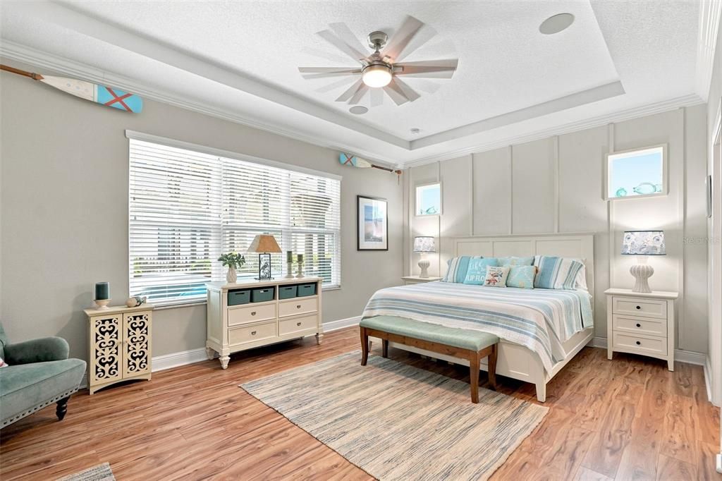 For Sale: $1,100,000 (5 beds, 4 baths, 3939 Square Feet)