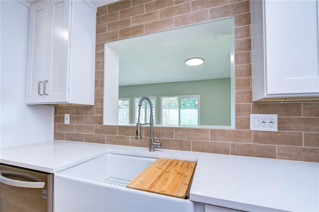 For Sale: $470,000 (3 beds, 2 baths, 1540 Square Feet)