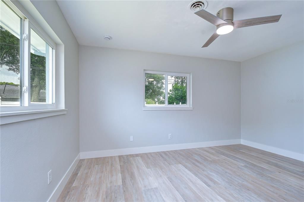 For Sale: $470,000 (3 beds, 2 baths, 1540 Square Feet)