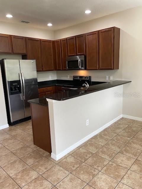 For Rent: $1,800 (2 beds, 2 baths, 1282 Square Feet)