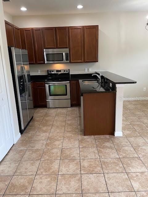 For Rent: $1,800 (2 beds, 2 baths, 1282 Square Feet)