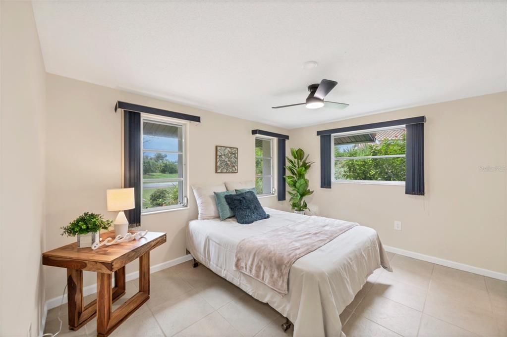 For Sale: $419,000 (2 beds, 2 baths, 1286 Square Feet)