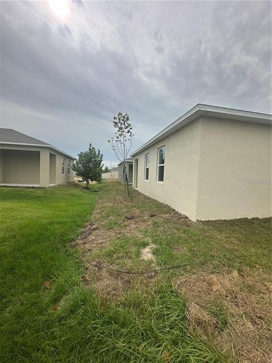 For Rent: $2,100 (4 beds, 2 baths, 1665 Square Feet)